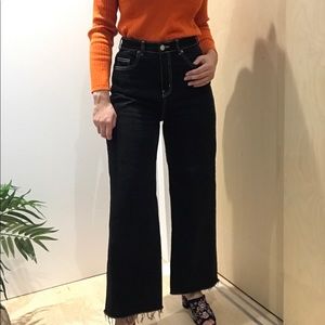 EDITORPICK⭐Frank and Oak Nina wide leg frayed jean